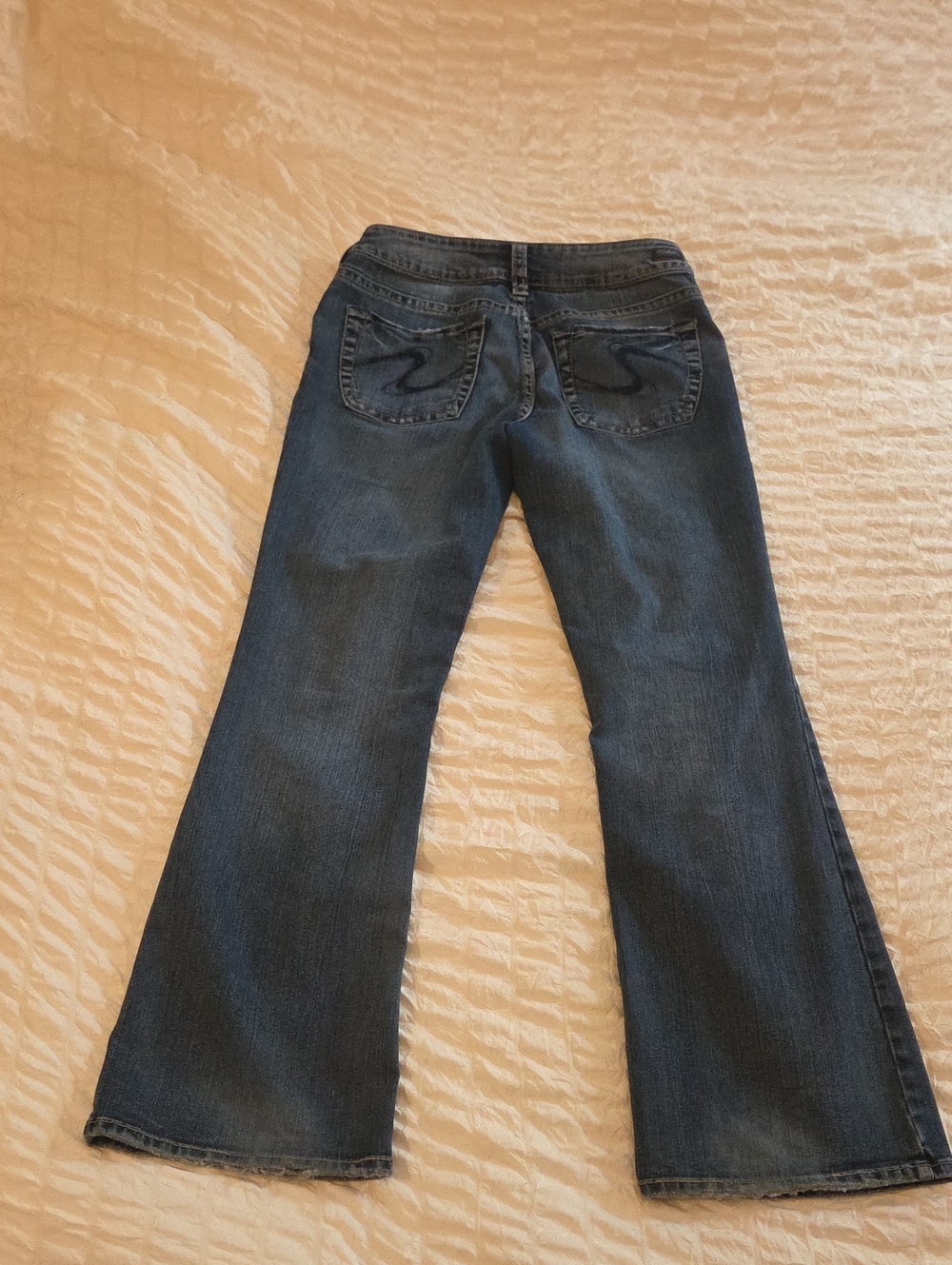 Silver Jeans Dark Blue Flare Jeans with Back Pocket Stitching